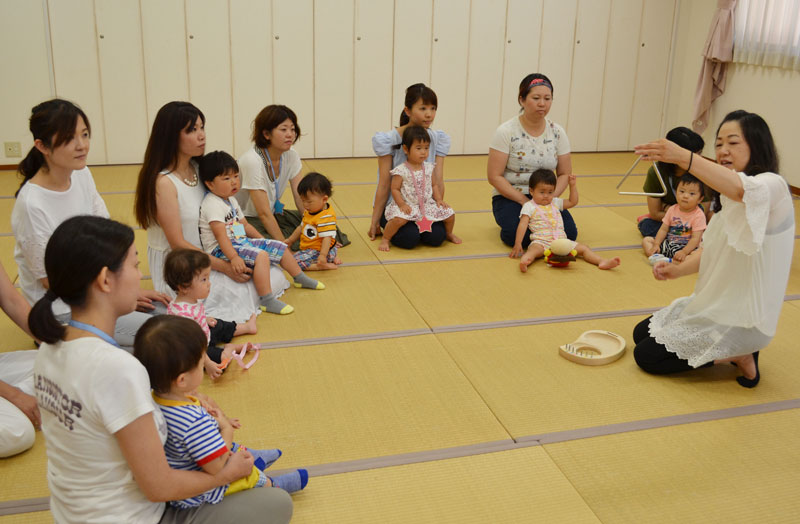 2016年7月のトピックス「親子で楽しむ音脳リトミック教室」