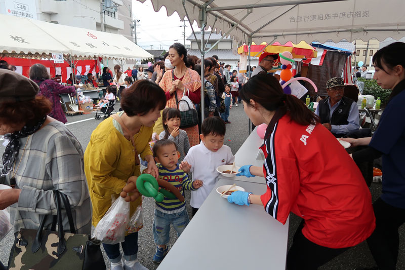 2019年11月のトピックス「支店感謝祭にぎわう